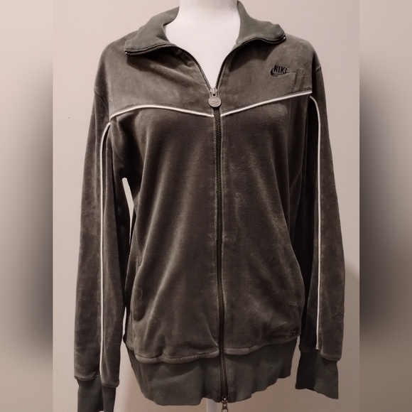 Nike Sportswear Vintage Velour Jacket - Picture 6 of 15